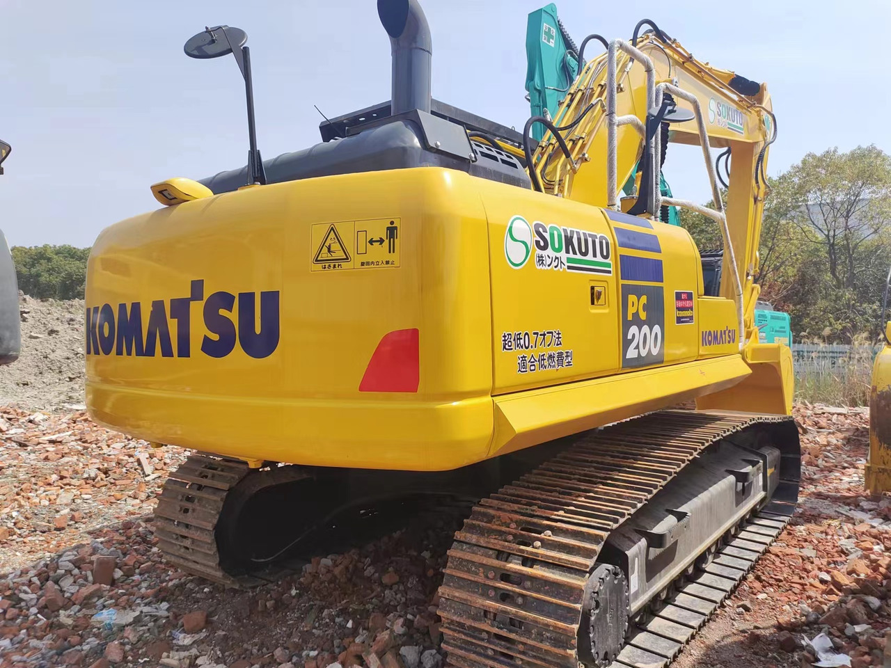 KOMATSU PC200-8N1 - Pásové rýpadlo: obrázok 3 KOMATSU PC200-8N1 - Pásové rýpadlo: obrázok 3