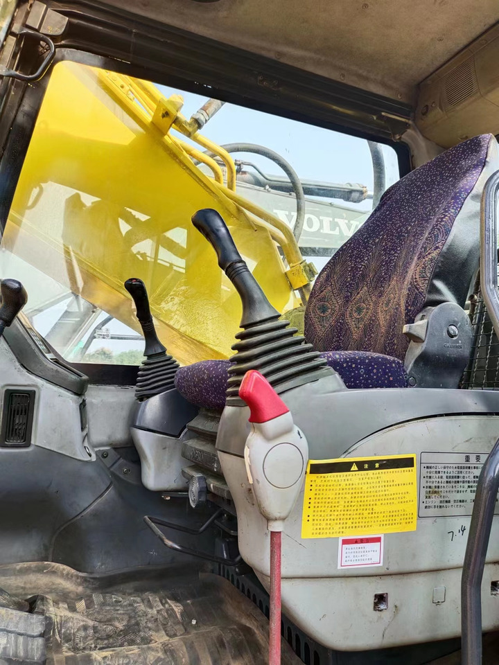 KOMATSU PC400-7 - Pásové rýpadlo: obrázok 4 KOMATSU PC400-7 - Pásové rýpadlo: obrázok 4