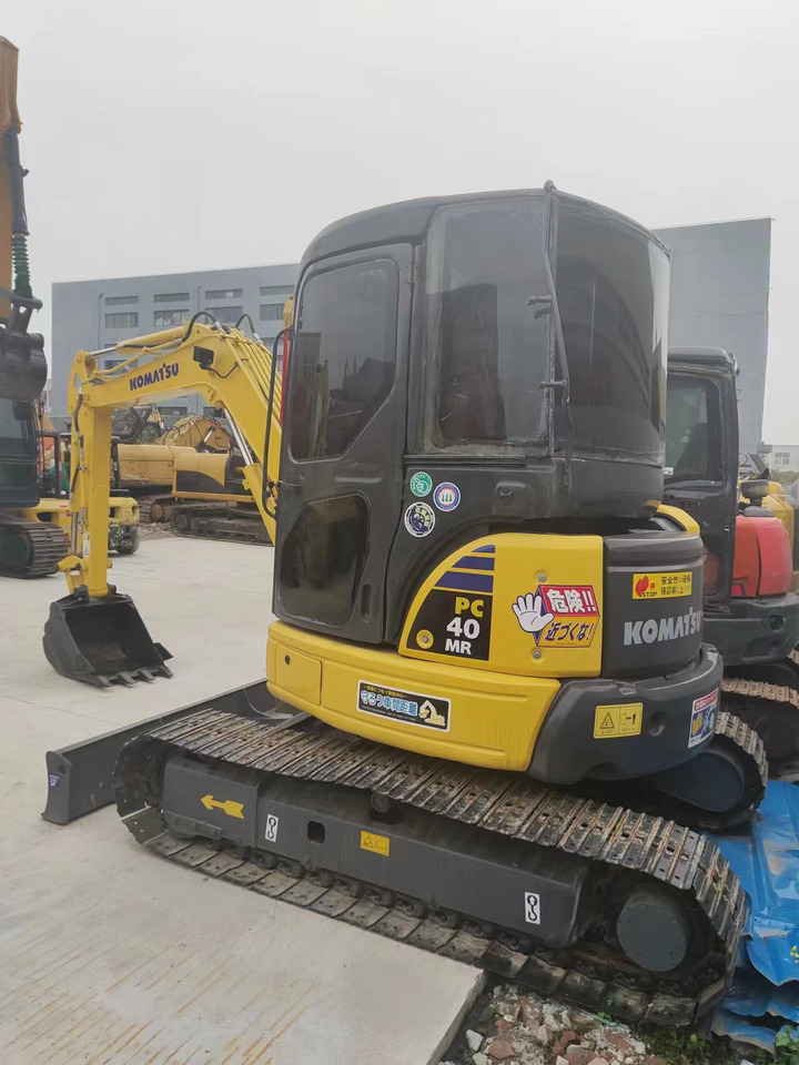 KOMATSU PC40MR - Mini rýpadlo: obrázok 3 KOMATSU PC40MR - Mini rýpadlo: obrázok 3