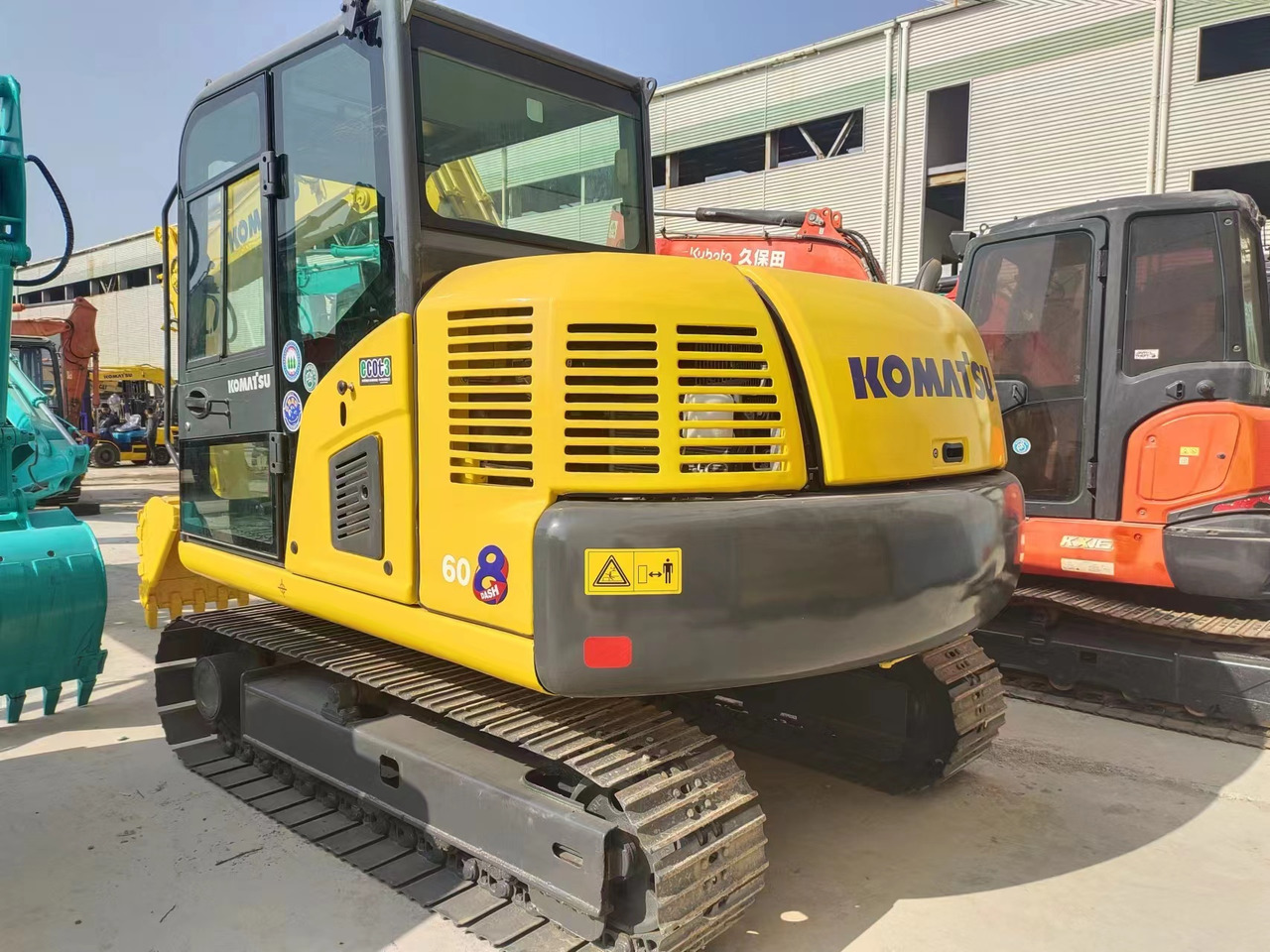 KOMATSU PC60-8 - Mini rýpadlo: obrázok 1 KOMATSU PC60-8 - Mini rýpadlo: obrázok 1