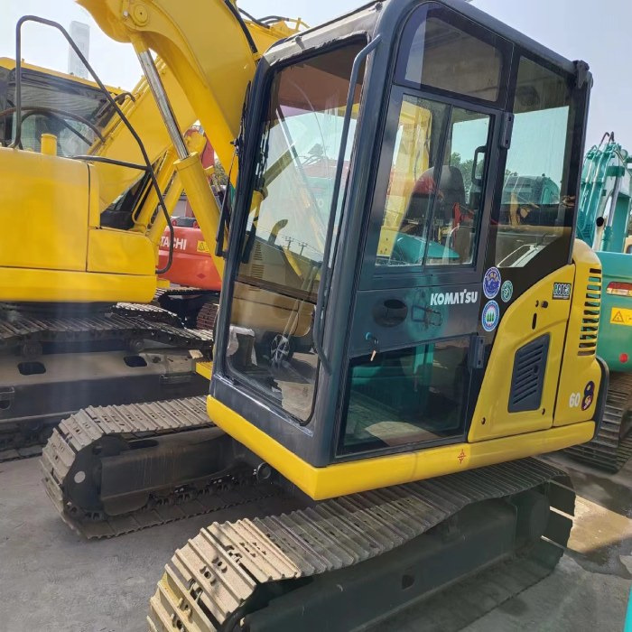 KOMATSU PC60-8 - Mini rýpadlo: obrázok 5 KOMATSU PC60-8 - Mini rýpadlo: obrázok 5