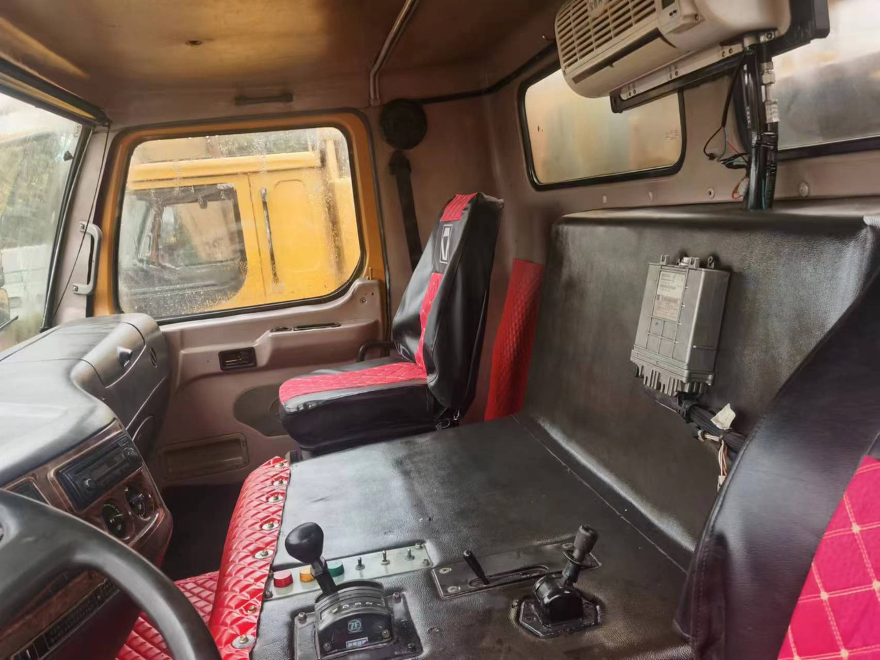 XCMG QY100K - Autožeriav: obrázok 4 XCMG QY100K - Autožeriav: obrázok 4