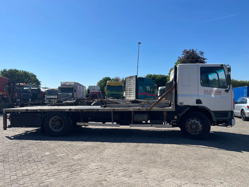 DAF 75.300 FLATBED TRUCK - Valníkový/ Plošinový nákladný automobil: obrázok 4 DAF 75.300 FLATBED TRUCK - Valníkový/ Plošinový nákladný automobil: obrázok 4