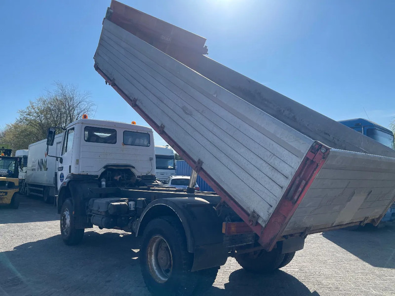 Mercedes-Benz SK 1824 TIPPER 4x4 - Sklápač: obrázok 4 Mercedes-Benz SK 1824 TIPPER 4x4 - Sklápač: obrázok 4