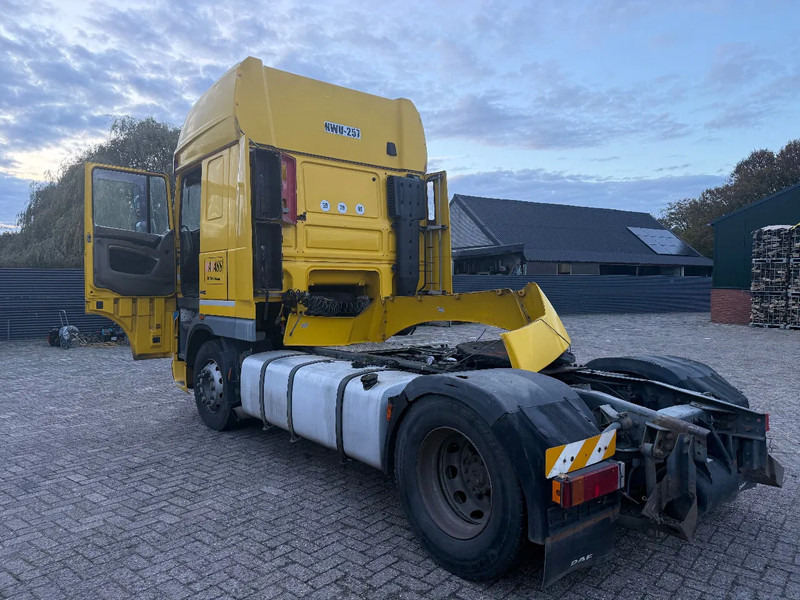 Ťahač DAF XF 105.460 Tractor unit: obrázok 7 Ťahač DAF XF 105.460 Tractor unit: obrázok 7