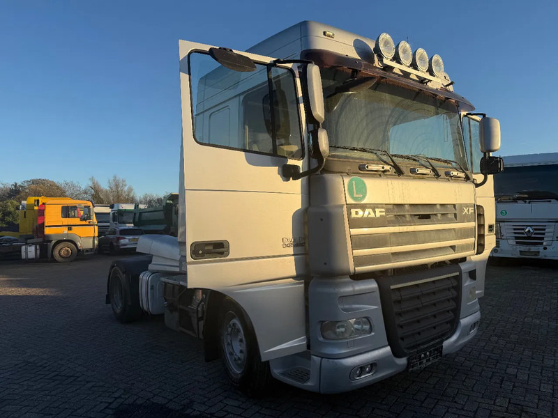 DAF XF 105.460 Tractor unit - Ťahač: obrázok 1 DAF XF 105.460 Tractor unit - Ťahač: obrázok 1