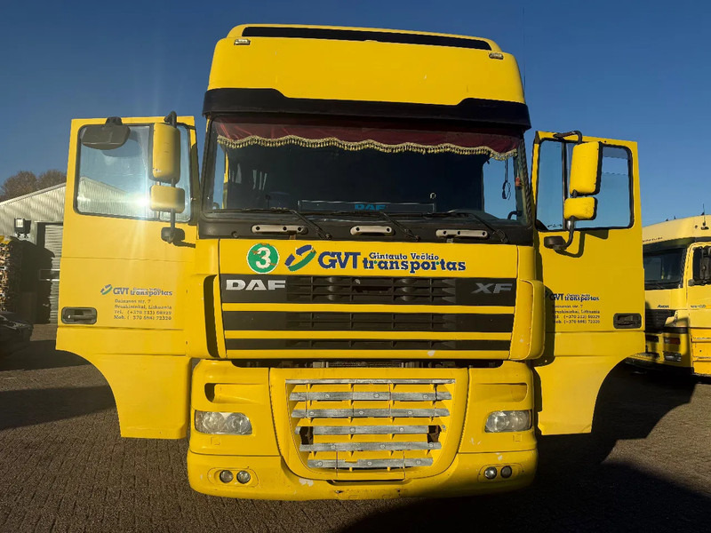 DAF XF 95.430 Tractor Unit - Ťahač: obrázok 2 DAF XF 95.430 Tractor Unit - Ťahač: obrázok 2