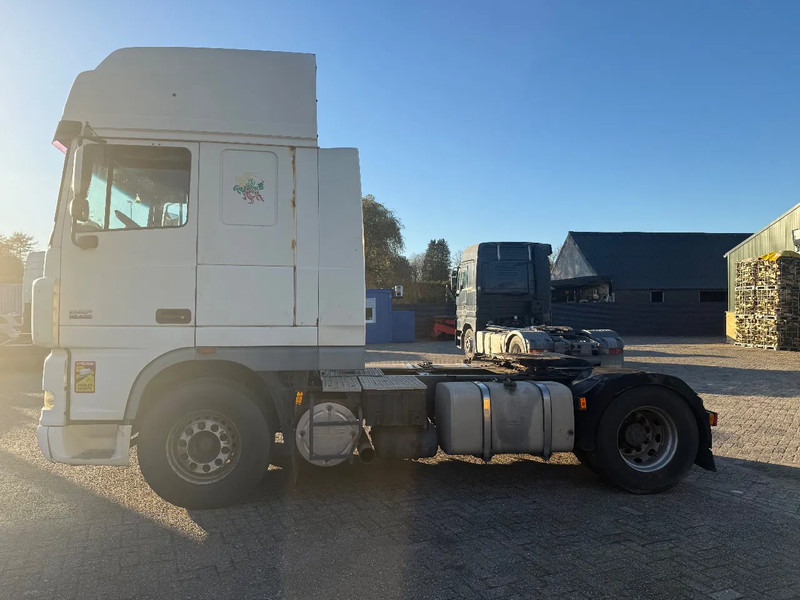 DAF XF 95.430 Tractor Unit - Ťahač: obrázok 5 DAF XF 95.430 Tractor Unit - Ťahač: obrázok 5