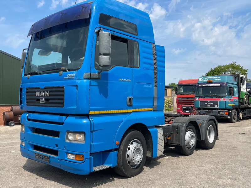 MAN TGA 26.430 TRACTOR UNIT - Ťahač: obrázok 3 MAN TGA 26.430 TRACTOR UNIT - Ťahač: obrázok 3
