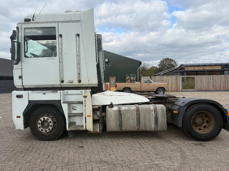 Renault Magnum 460 Tractor unit - Ťahač: obrázok 4 Renault Magnum 460 Tractor unit - Ťahač: obrázok 4