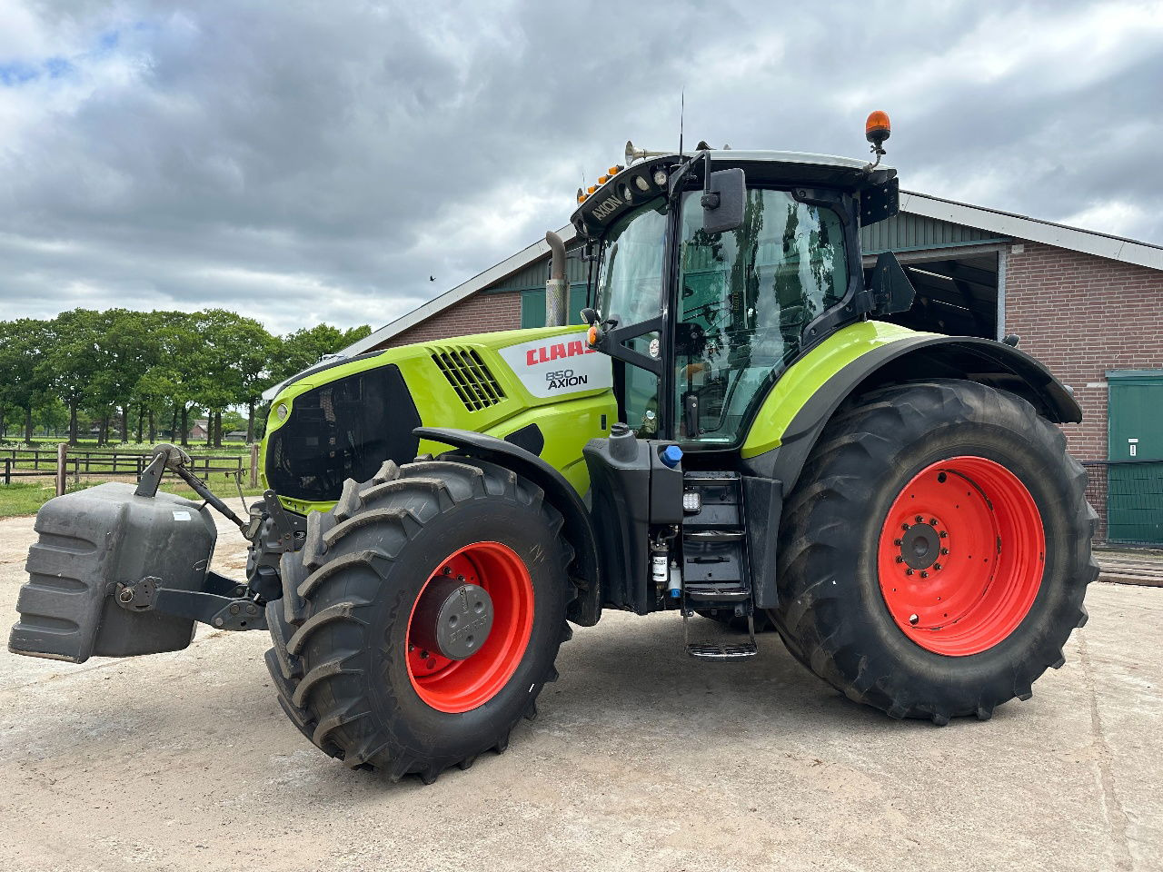 Claas Axion 850 Cmatic - Traktor: obrázok 1 Claas Axion 850 Cmatic - Traktor: obrázok 1