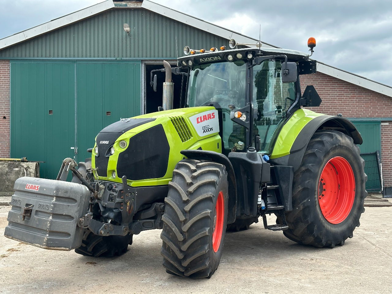 Claas Axion 850 Cmatic - Traktor: obrázok 2 Claas Axion 850 Cmatic - Traktor: obrázok 2