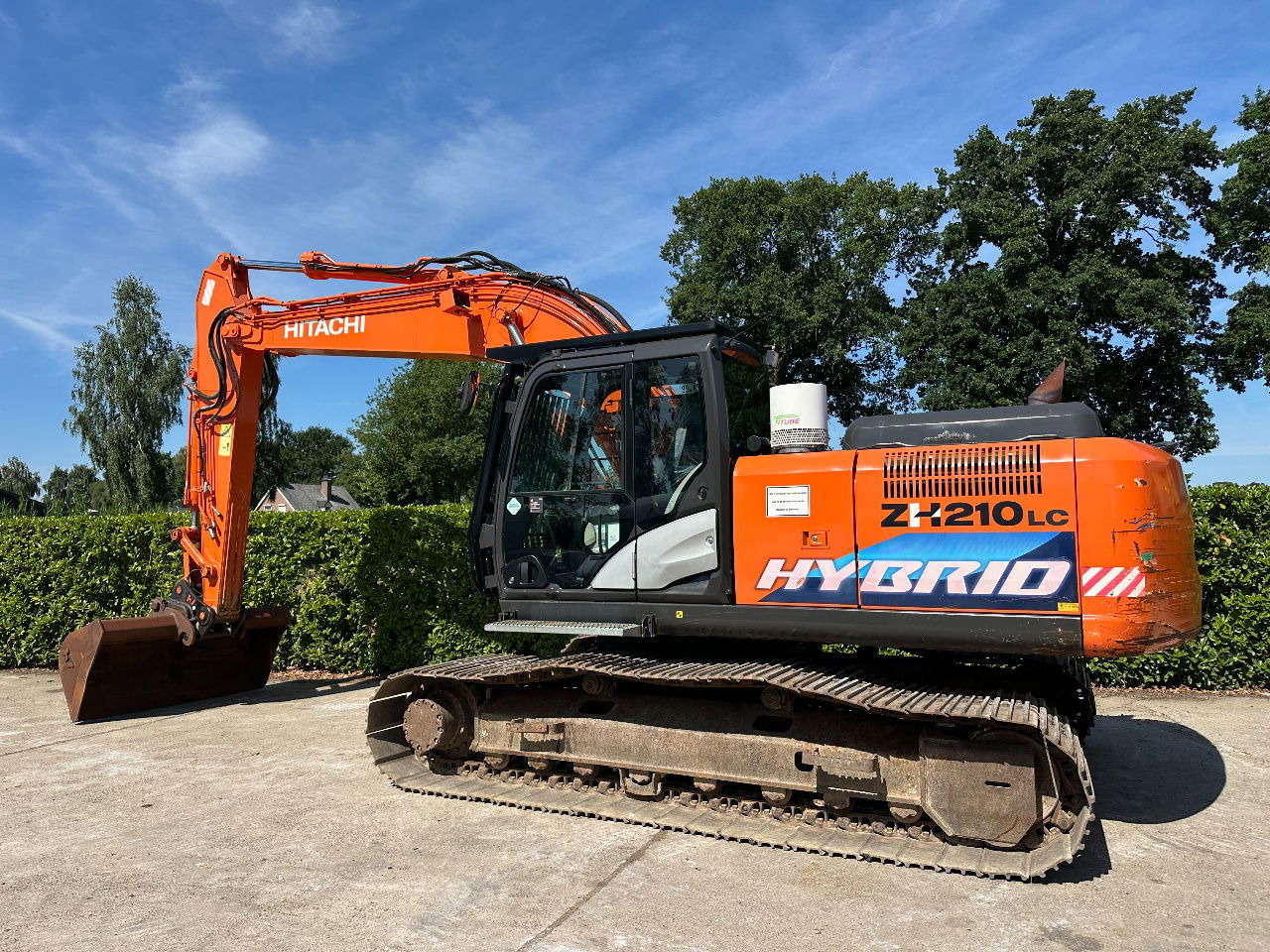 Hitachi ZH210LC-5B - Pásové rýpadlo: obrázok 2 Hitachi ZH210LC-5B - Pásové rýpadlo: obrázok 2