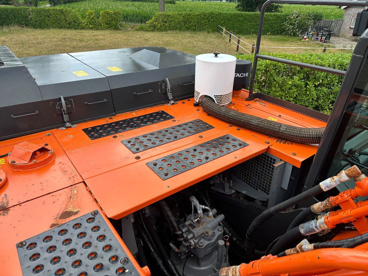 Pásové rýpadlo Hitachi ZX350LC-6: obrázok 25