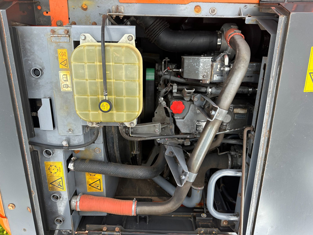 Pásové rýpadlo Hitachi ZX350LC-6: obrázok 19