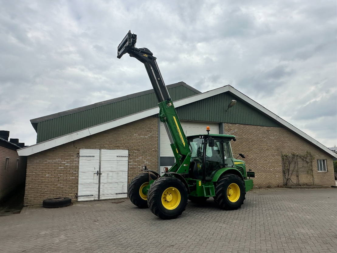 John Deere 3800 - Teleskopický kolesový nakladač: obrázok 5 John Deere 3800 - Teleskopický kolesový nakladač: obrázok 5