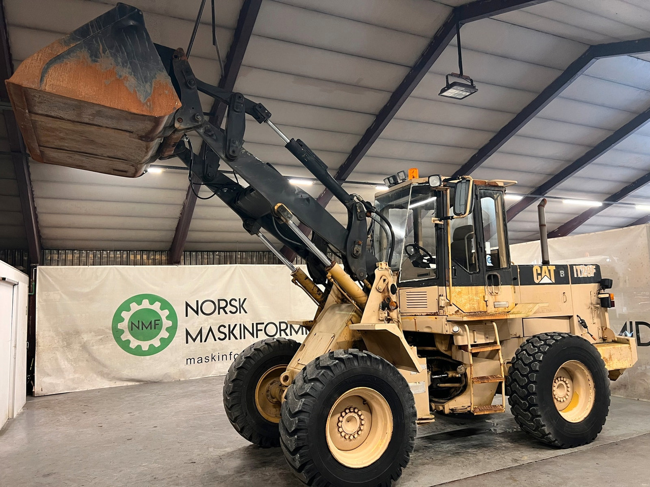 Cat IT28F #TAR INNBYTTE# - Kolesový nakladač: obrázok 2 Cat IT28F #TAR INNBYTTE# - Kolesový nakladač: obrázok 2