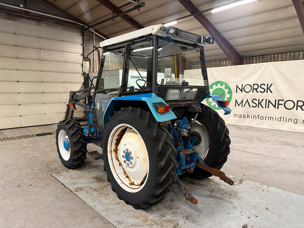 Ford 4630 - Traktor: obrázok 3 Ford 4630 - Traktor: obrázok 3