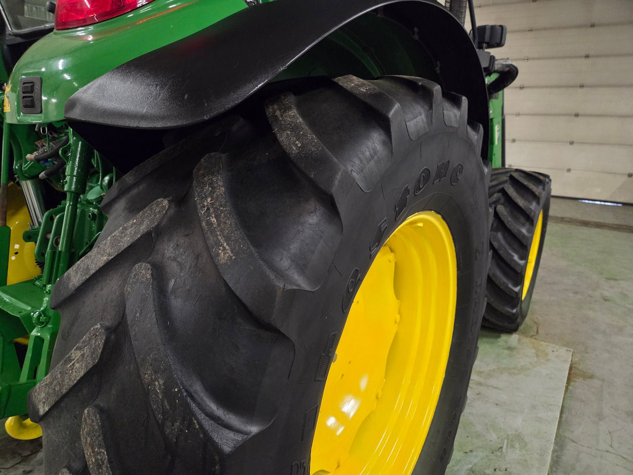 Traktor John Deere 5100R #Tar innbytte: obrázok 13