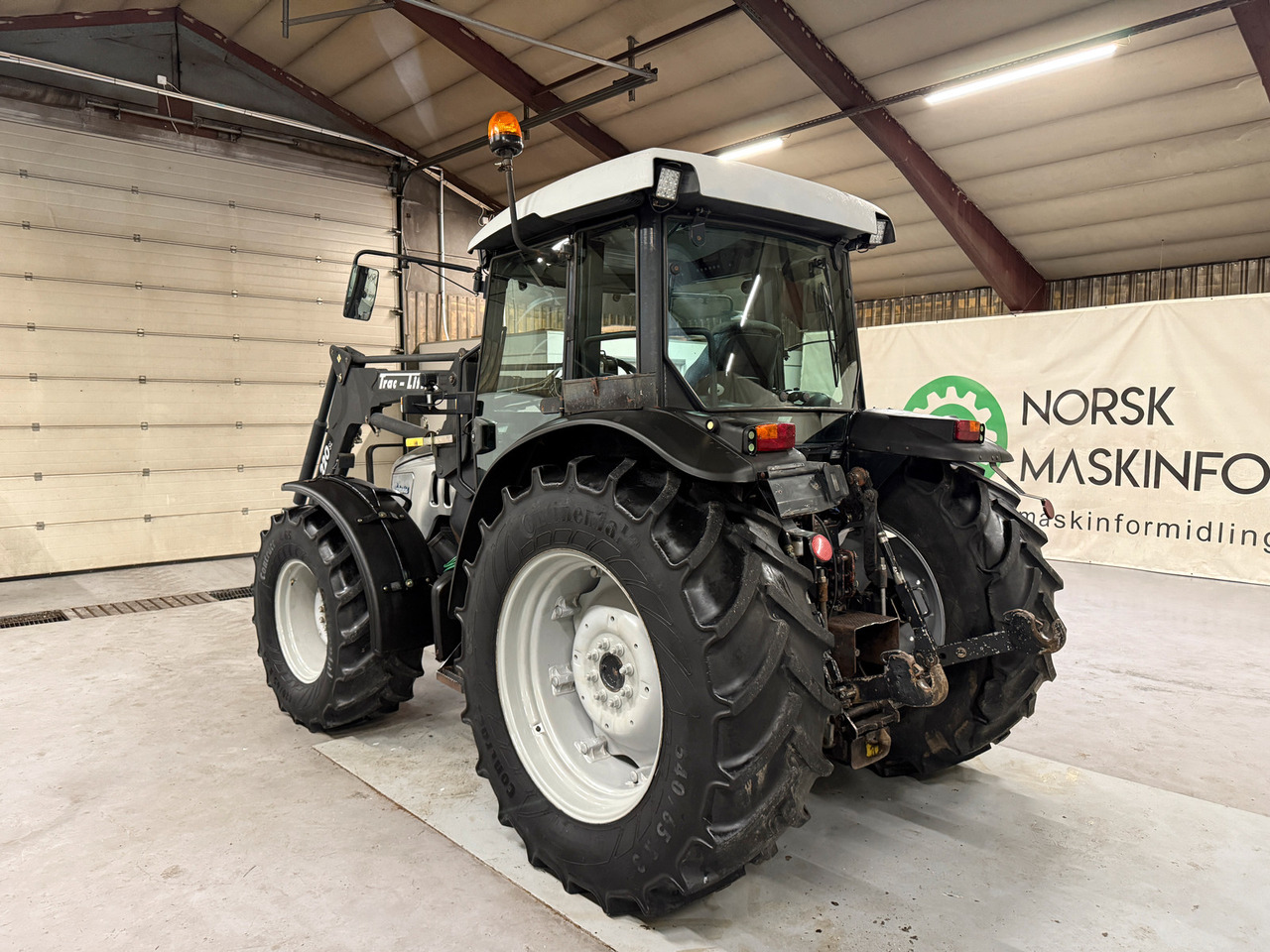 Lamborghini R3.95 - Traktor: obrázok 3 Lamborghini R3.95 - Traktor: obrázok 3