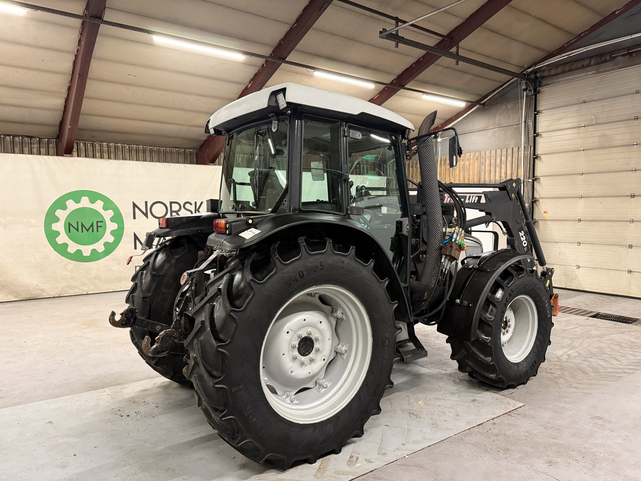 Lamborghini R3.95 - Traktor: obrázok 5 Lamborghini R3.95 - Traktor: obrázok 5