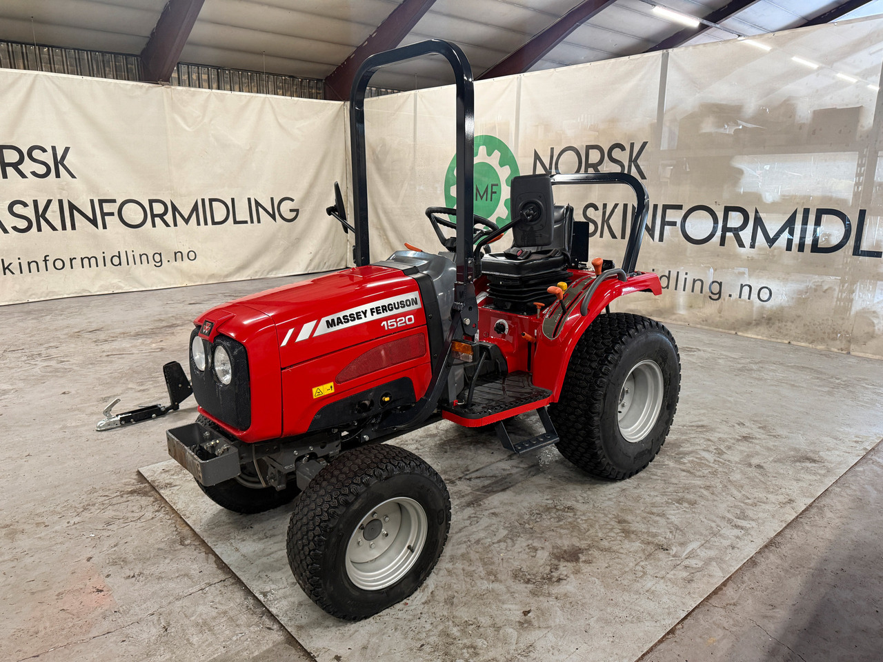 Massey Ferguson 1520 #MVA FRI# - Traktor: obrázok 1 Massey Ferguson 1520 #MVA FRI# - Traktor: obrázok 1