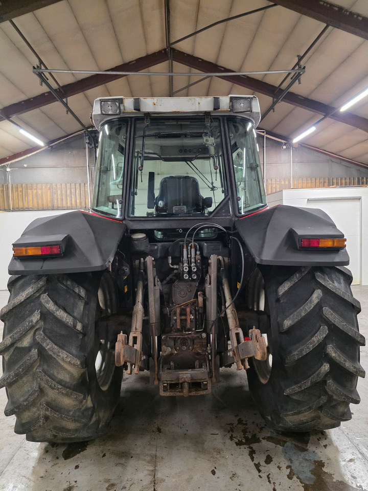 Massey Ferguson 6180 - Traktor: obrázok 4 Massey Ferguson 6180 - Traktor: obrázok 4