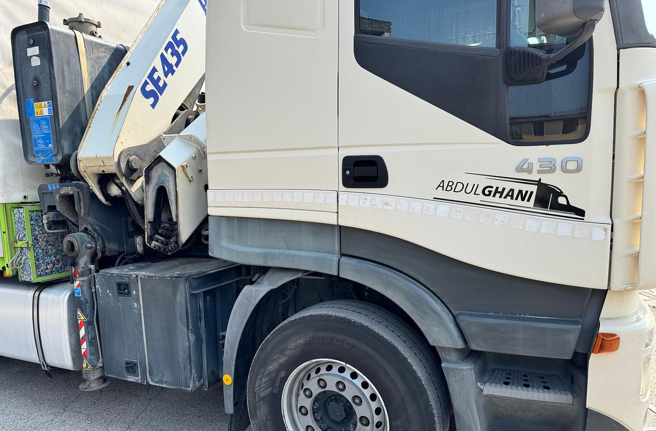 IVECO 430 - 4 ASSI STRADALE CON GRU - Plachtové nákladné vozidlo, Auto s hydraulickou rukou: obrázok 4 IVECO 430 - 4 ASSI STRADALE CON GRU - Plachtové nákladné vozidlo, Auto s hydraulickou rukou: obrázok 4