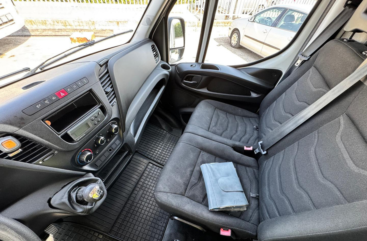 IVECO DAILY 35S15 - FRIGO FRC - PATENTE B - Chladiarenská dodávka: obrázok 5 IVECO DAILY 35S15 - FRIGO FRC - PATENTE B - Chladiarenská dodávka: obrázok 5