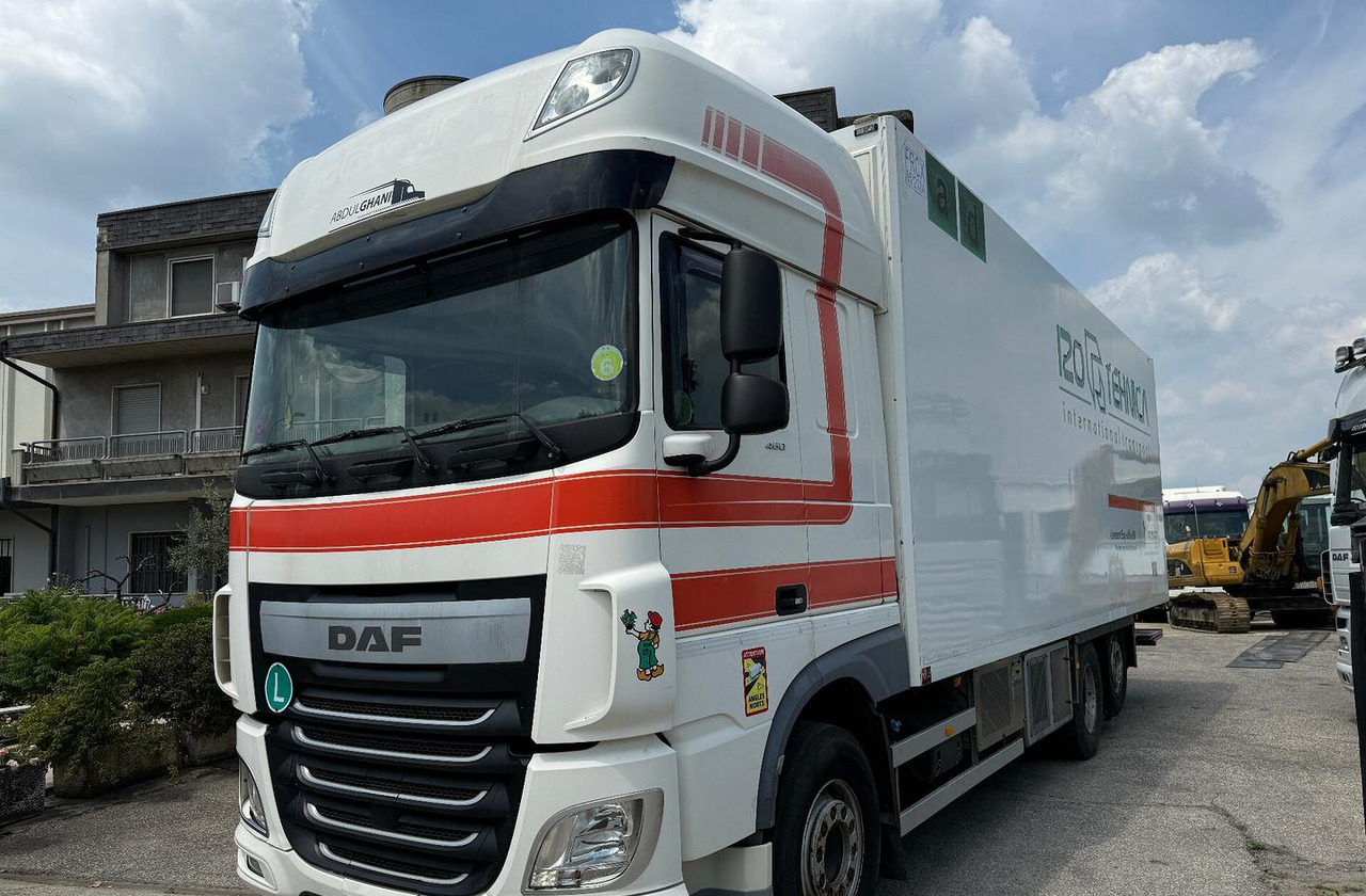 Motrice frigo DAF XF 105.460 con Sponda - Chladirenské nákladné vozidlo: obrázok 3 Motrice frigo DAF XF 105.460 con Sponda - Chladirenské nákladné vozidlo: obrázok 3