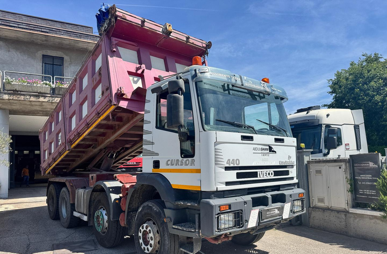RIBALTATILE IVECO EuroTrakker 440 - 8X4 - Sklápač: obrázok 1 RIBALTATILE IVECO EuroTrakker 440 - 8X4 - Sklápač: obrázok 1