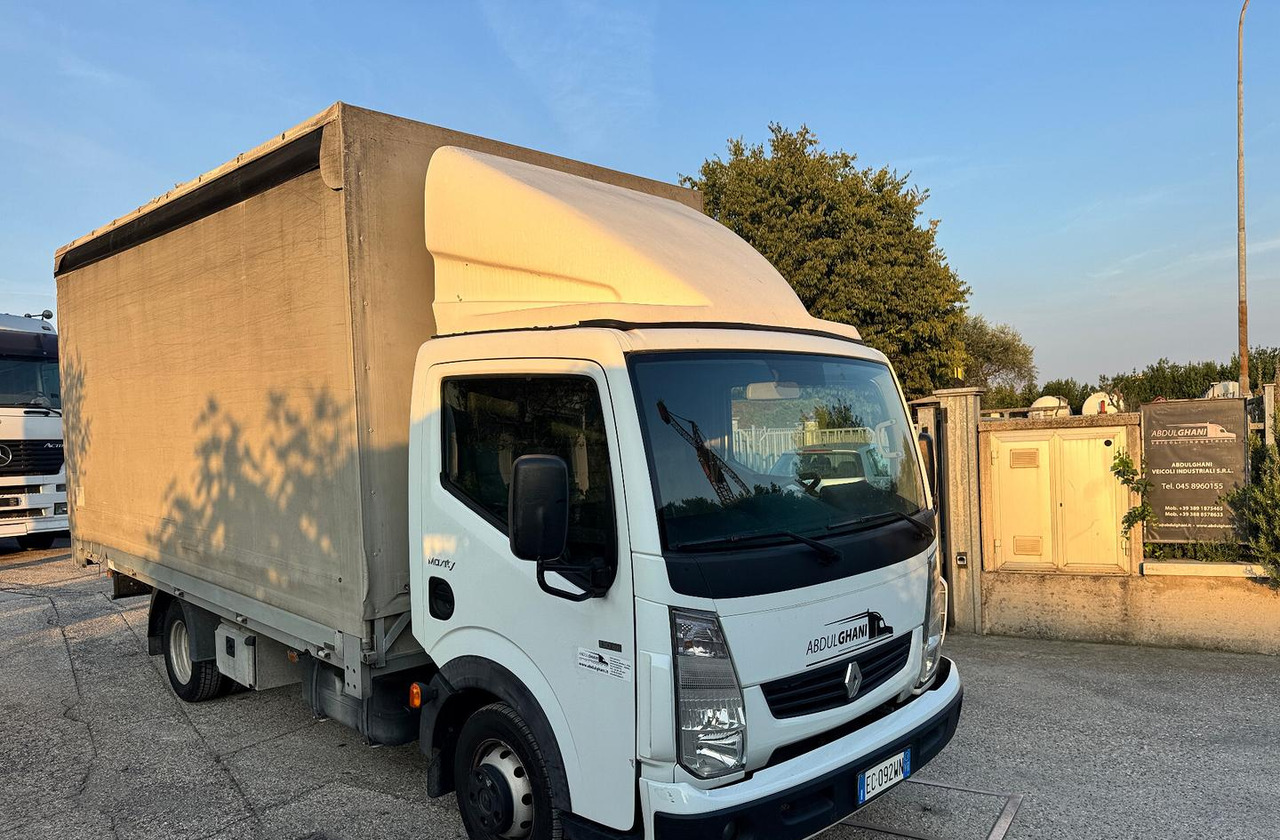 Renault Trucks Maxity 135.35 dxi - Plachtové nákladné vozidlo: obrázok 1 Renault Trucks Maxity 135.35 dxi - Plachtové nákladné vozidlo: obrázok 1