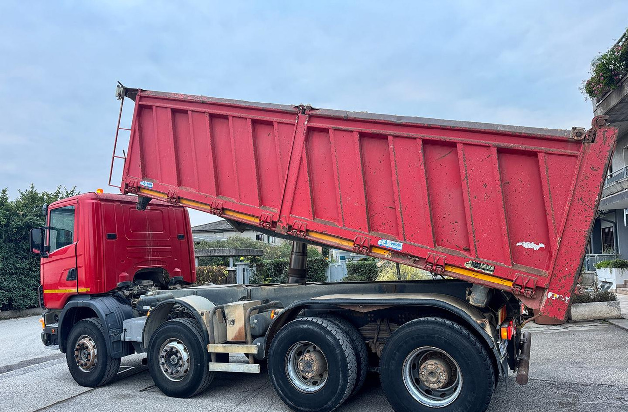 Scania R124/470 Ribaltabile 8X4 - Sklápač: obrázok 2 Scania R124/470 Ribaltabile 8X4 - Sklápač: obrázok 2