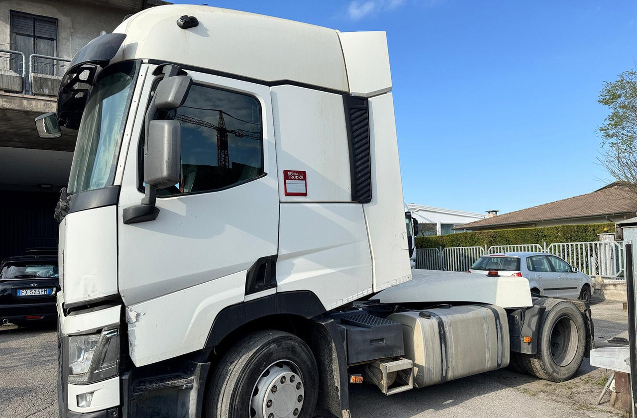 Renault T460 / 2015 / Euro 6 - Ťahač: obrázok 2 Renault T460 / 2015 / Euro 6 - Ťahač: obrázok 2