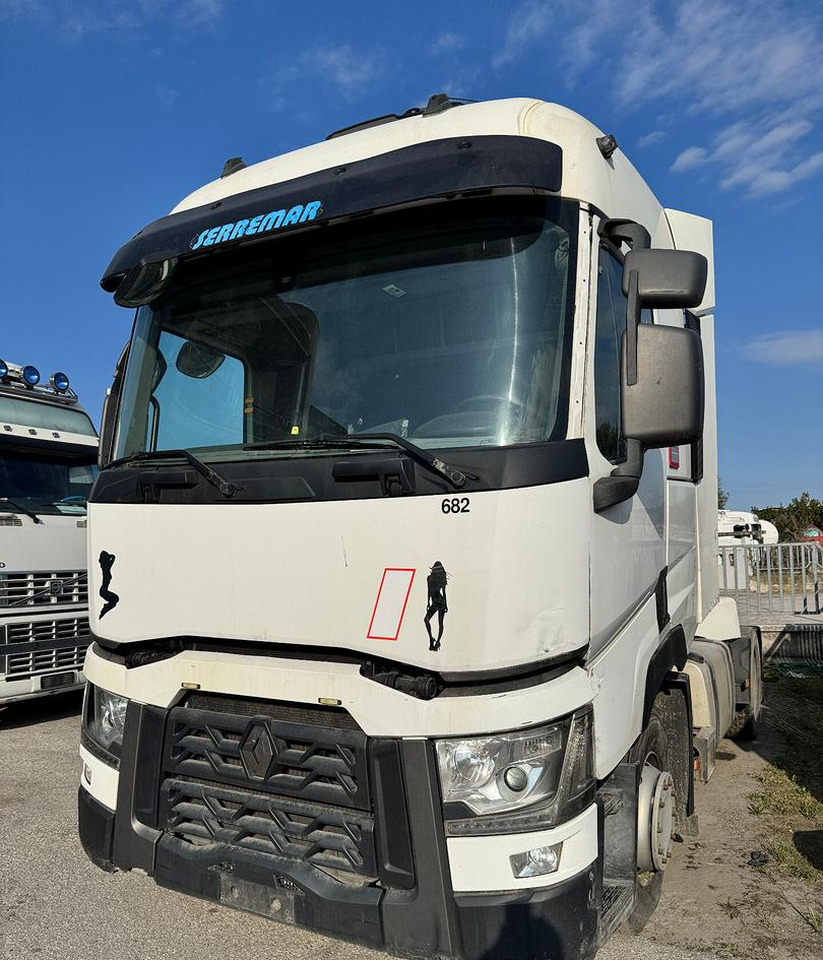 Renault T460 / 2015 / Euro 6 - Ťahač: obrázok 4 Renault T460 / 2015 / Euro 6 - Ťahač: obrázok 4