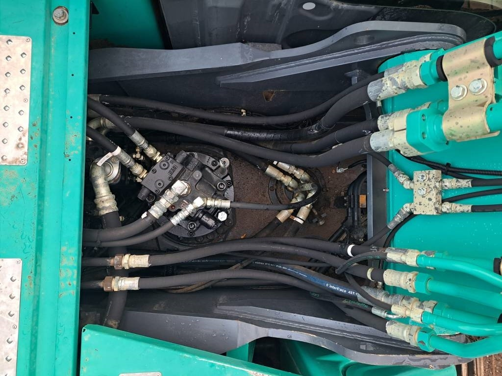 Pásové rýpadlo Kobelco SK 210 LC-10: obrázok 9