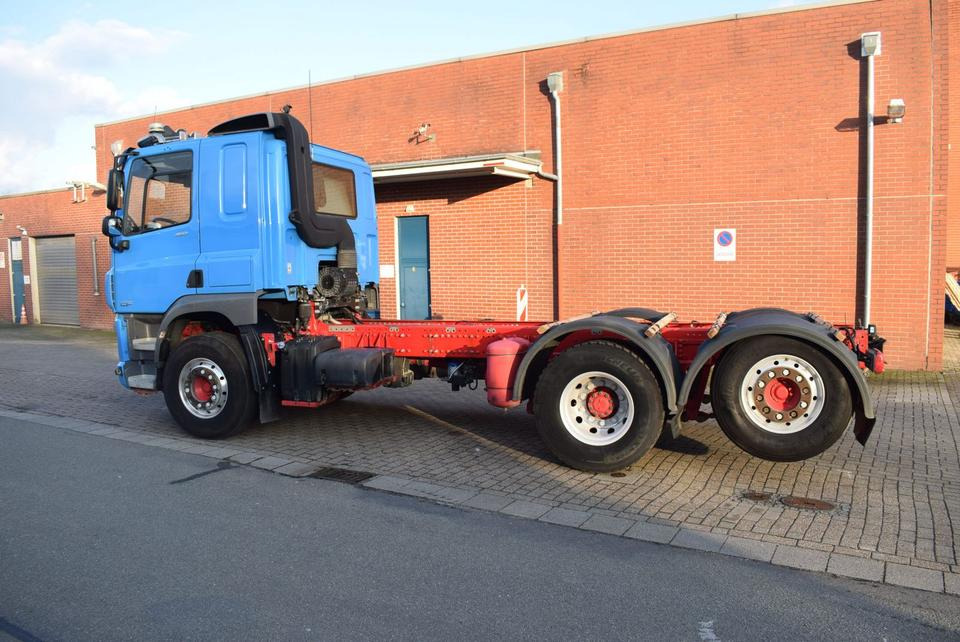 DAF  CF 450 6x2 Fahrgestell Klima Navi Lift Retarder - Podvozek s kabinou: obrázok 4 DAF  CF 450 6x2 Fahrgestell Klima Navi Lift Retarder - Podvozek s kabinou: obrázok 4