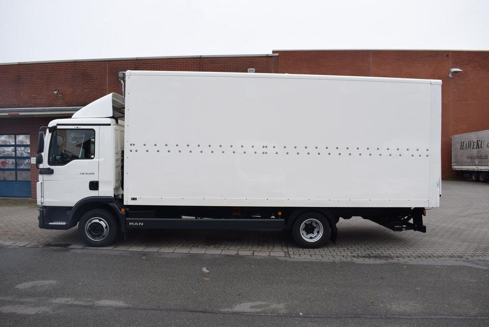 MAN TGL 8.220 Koffer LBW Klima EURO6 Luftfederung - Skříňový nákladní auto: obrázok 3 MAN TGL 8.220 Koffer LBW Klima EURO6 Luftfederung - Skříňový nákladní auto: obrázok 3