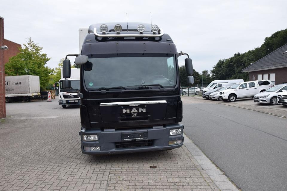 MAN TGL 8.250 Koffer 6,10m Klima AHK Standh Tempomat - Skříňový nákladní auto: obrázok 3 MAN TGL 8.250 Koffer 6,10m Klima AHK Standh Tempomat - Skříňový nákladní auto: obrázok 3