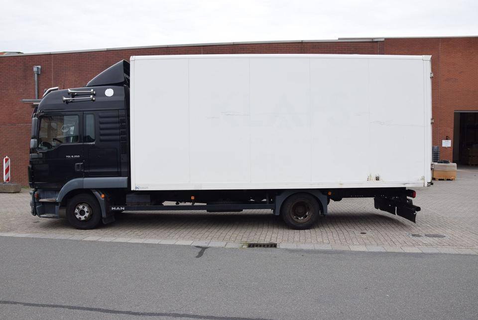 MAN TGL 8.250 Koffer 6,10m Klima AHK Standh Tempomat - Skříňový nákladní auto: obrázok 5 MAN TGL 8.250 Koffer 6,10m Klima AHK Standh Tempomat - Skříňový nákladní auto: obrázok 5