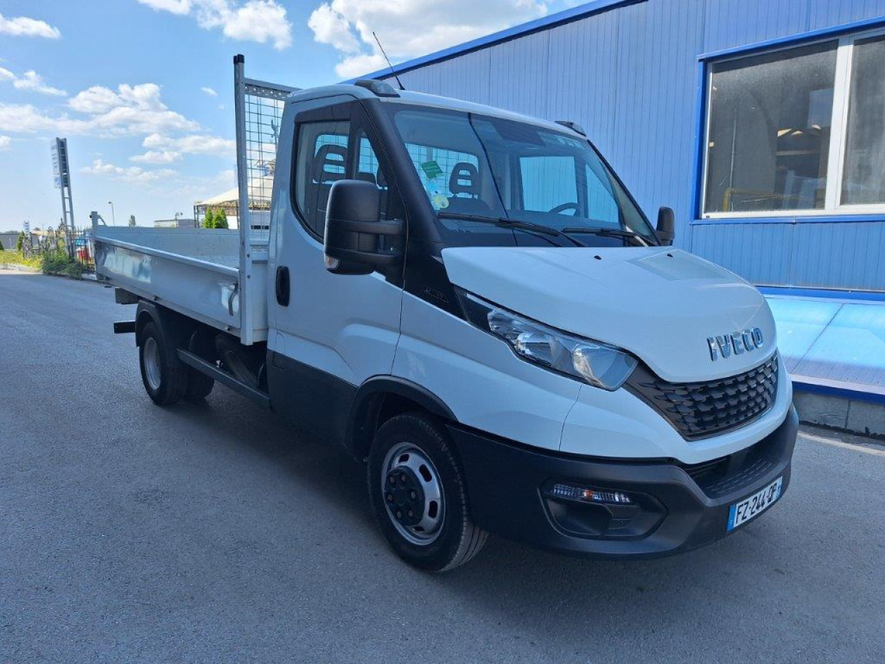 IVECO Daily 35C14 tipper - Dodávka sklápač: obrázok 3 IVECO Daily 35C14 tipper - Dodávka sklápač: obrázok 3
