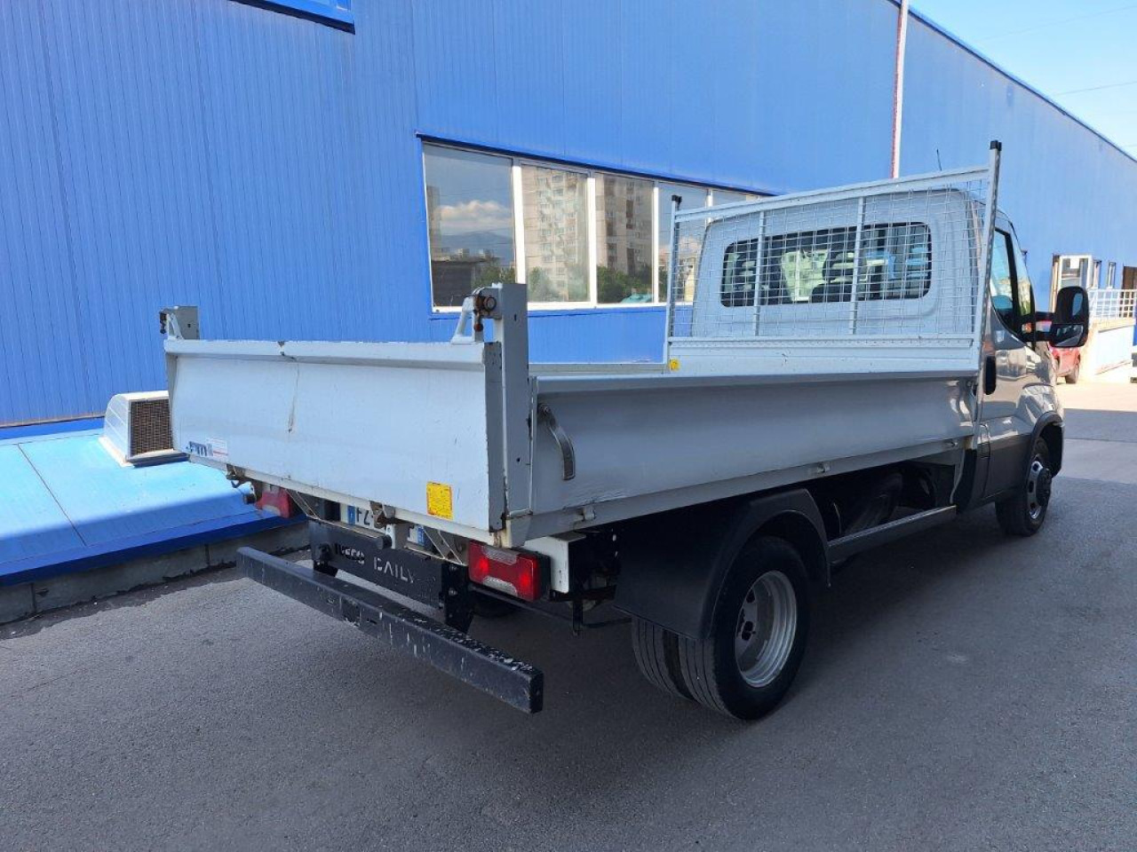 IVECO Daily 35C14 tipper - Dodávka sklápač: obrázok 4 IVECO Daily 35C14 tipper - Dodávka sklápač: obrázok 4