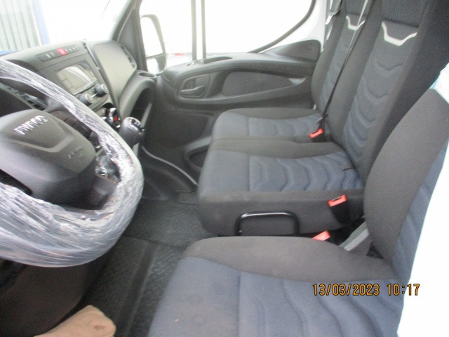 IVECO Daily 35S16V - Furgon: obrázok 5 IVECO Daily 35S16V - Furgon: obrázok 5