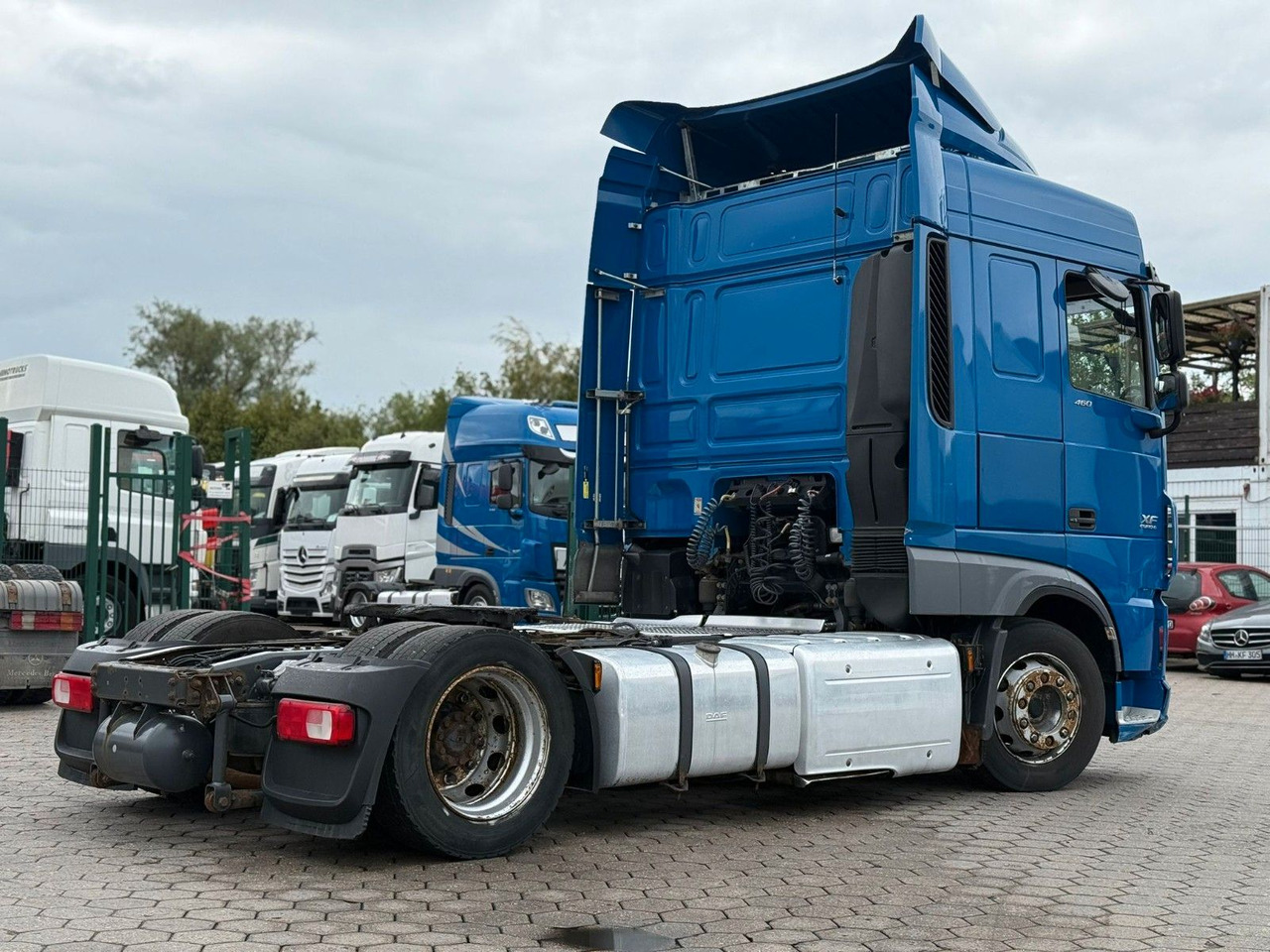 DAF XF 460 Low +Retarter+2xTank - Ťahač: obrázok 4 DAF XF 460 Low +Retarter+2xTank - Ťahač: obrázok 4