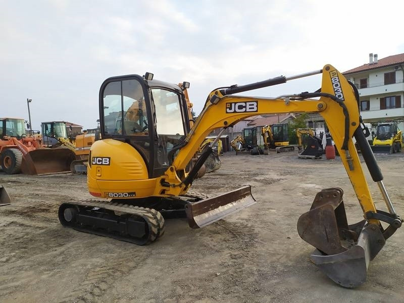 JCB 8030 ZTS - Mini rýpadlo: obrázok 5 JCB 8030 ZTS - Mini rýpadlo: obrázok 5