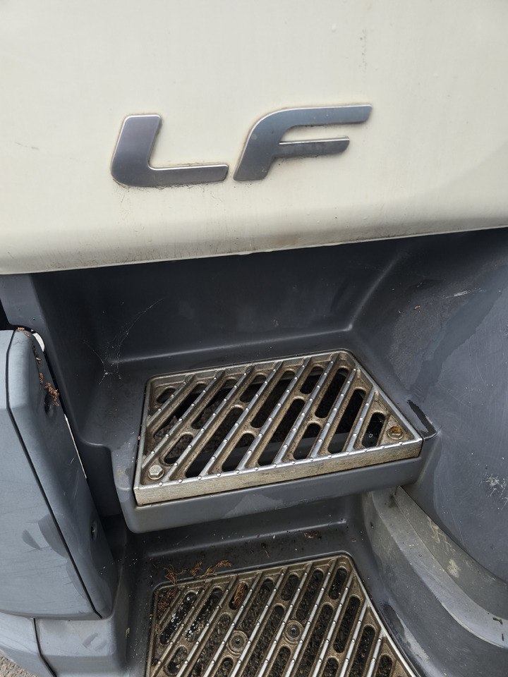 DAF LF 320 - Skříňový nákladní auto: obrázok 3 DAF LF 320 - Skříňový nákladní auto: obrázok 3