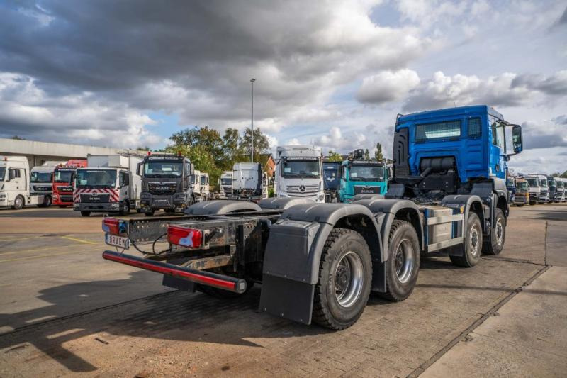 MAN TGS 35.440 BB -8X6 - Podvozek s kabinou: obrázok 4 MAN TGS 35.440 BB -8X6 - Podvozek s kabinou: obrázok 4