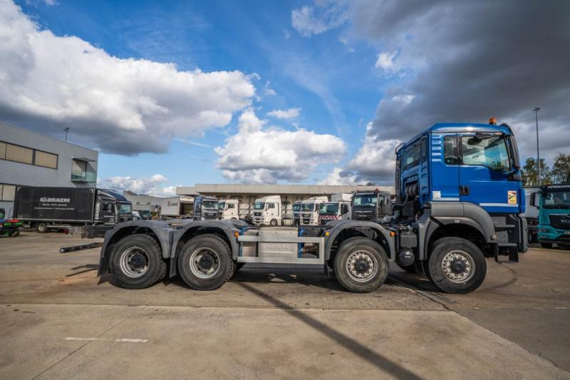 MAN TGS 35.440 BB -8X6 - Podvozek s kabinou: obrázok 3 MAN TGS 35.440 BB -8X6 - Podvozek s kabinou: obrázok 3