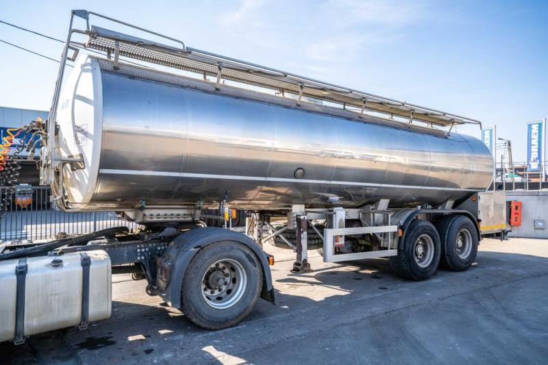 Magyar CITERNE HYDROLIQUE MONO-CUVE + 26.000 L - Cisternový náves: obrázok 1 Magyar CITERNE HYDROLIQUE MONO-CUVE + 26.000 L - Cisternový náves: obrázok 1
