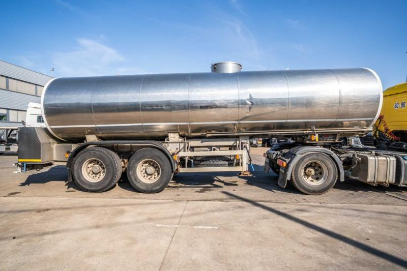 Magyar CITERNE HYDROLIQUE MONO-CUVE + 26.000 L - Cisternový náves: obrázok 3 Magyar CITERNE HYDROLIQUE MONO-CUVE + 26.000 L - Cisternový náves: obrázok 3